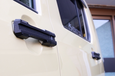 LA900/910 タフト ドアハンドルガーニッシュ | Autostyle