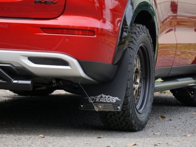 アウトランダーGN0W専用 Kaddis マッドフラップ ブラック | Autostyle